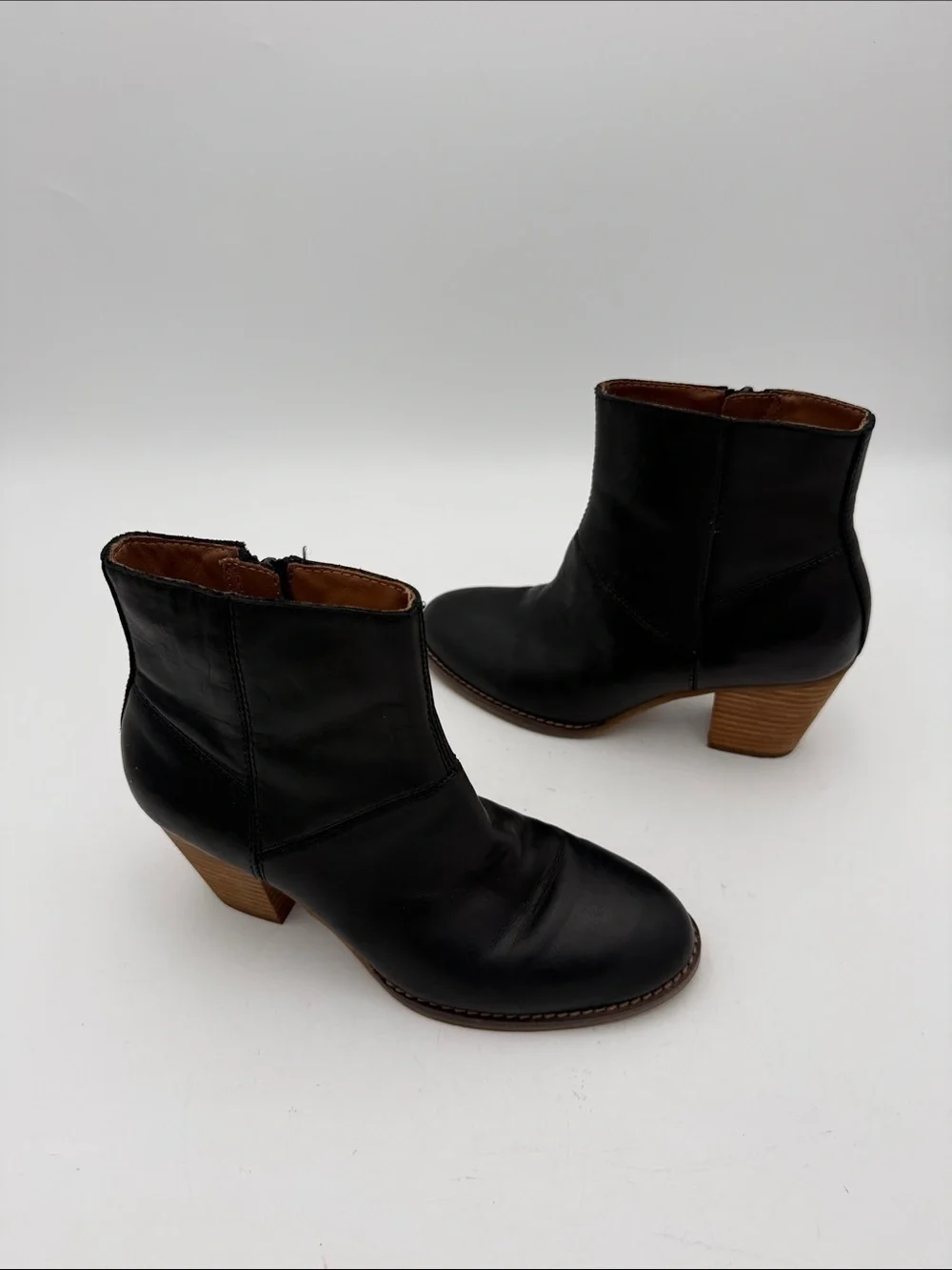 House of Harlow 1960 Black Leather Ankle Booties women Stacked Heel 6.5 M Y2K